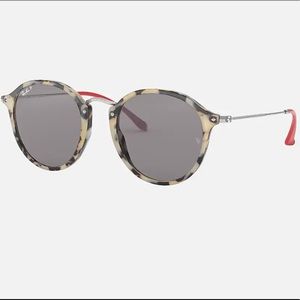 Ray-Ban Round Fleck Pop Polarized Sunglasses